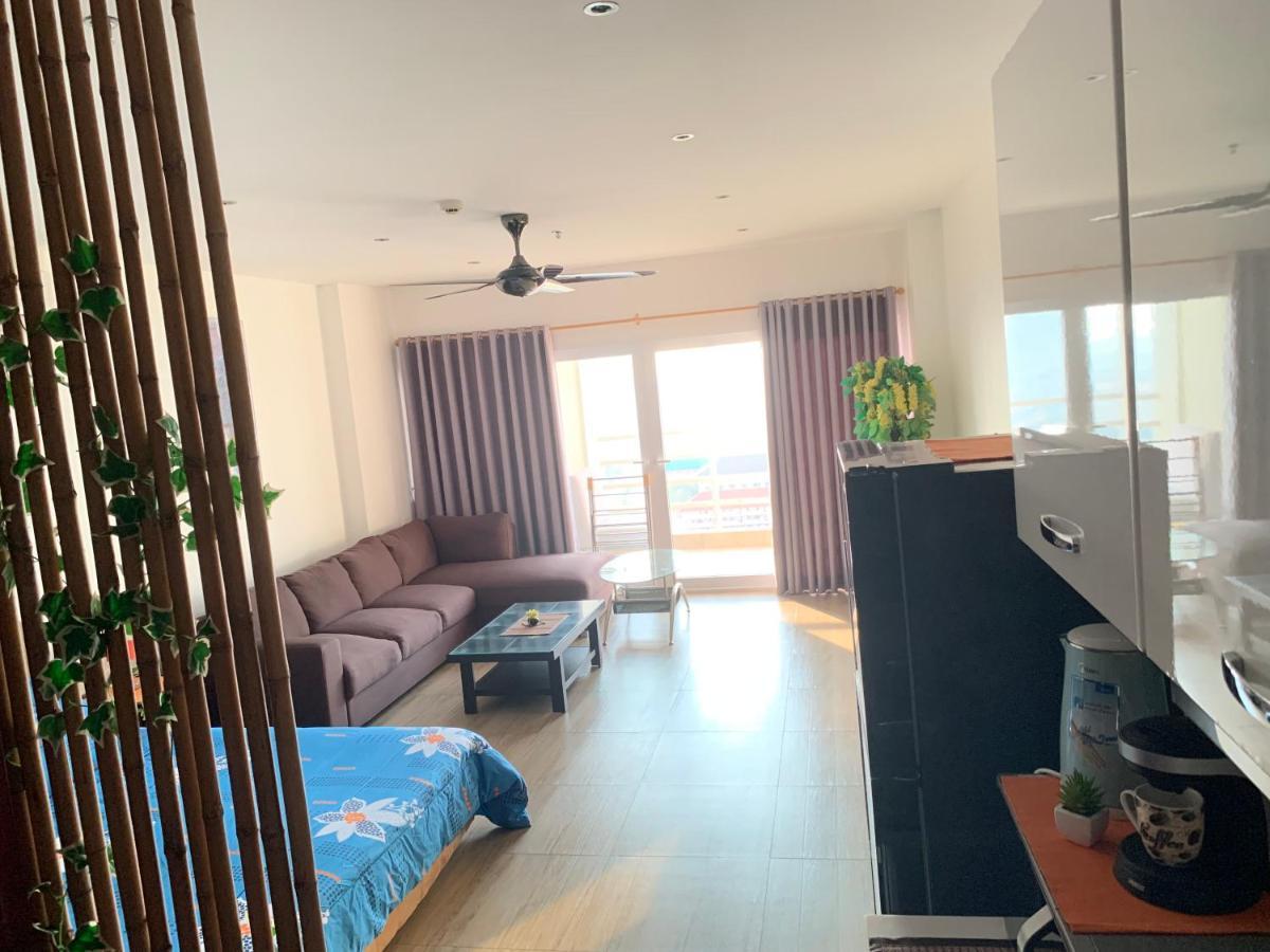 View Talay 5D Golf Apartment Pattaya Bagian luar foto